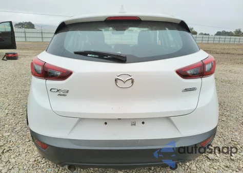 2018 Mazda Cx-3 Touring z USA, uszkodzony, nr VIN JM1DKFC78J0306176